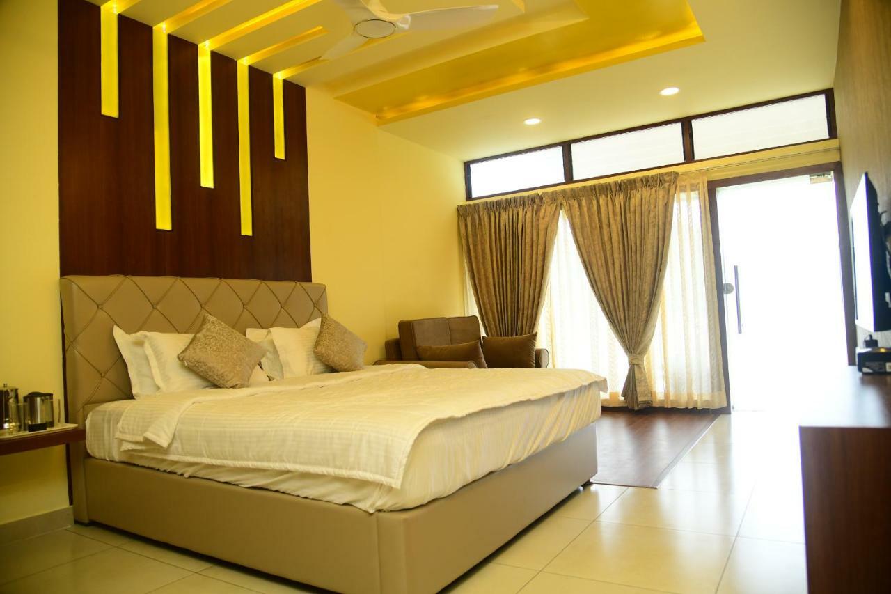 Hotel Biranji Aqua Retreat Chikmagalūr Exterior foto